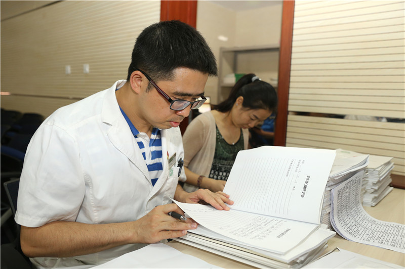 IMG_1482.jpg IMG_1482.jpg